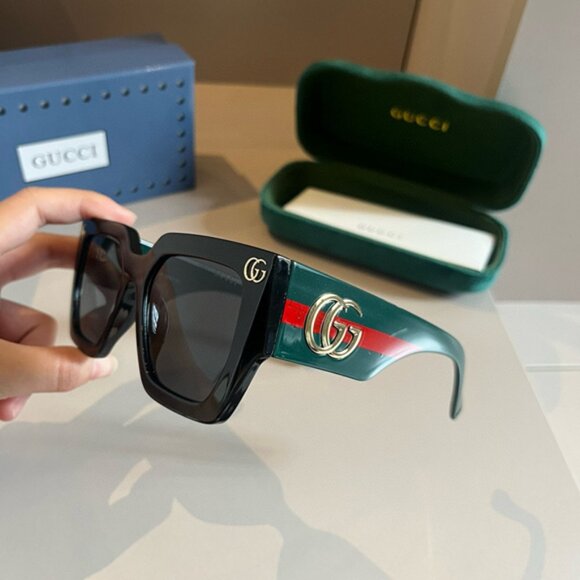 Gucci Women\'s Designer Sunglasses main image 6